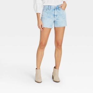 Women's High-Rise Jean Shorts - Universal Thread- Light Acid Wash- Size 8